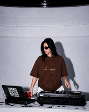 Script Tee Coffee Brown Set1