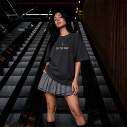 CRYSTAL TEE GREY